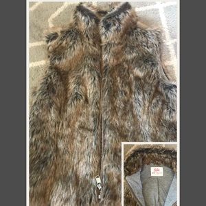 Little girls Justice vest